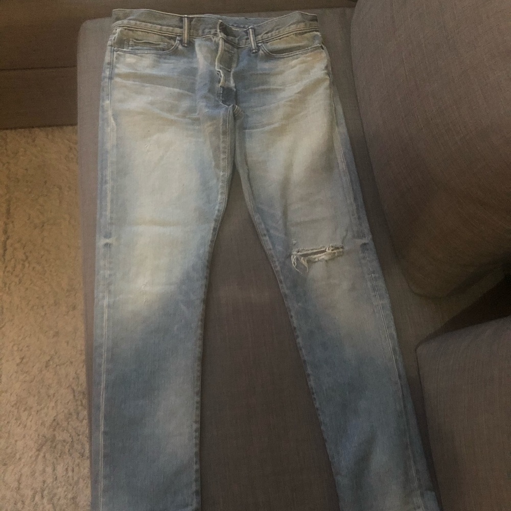 JOHN ELLIOTT THE CAST 2